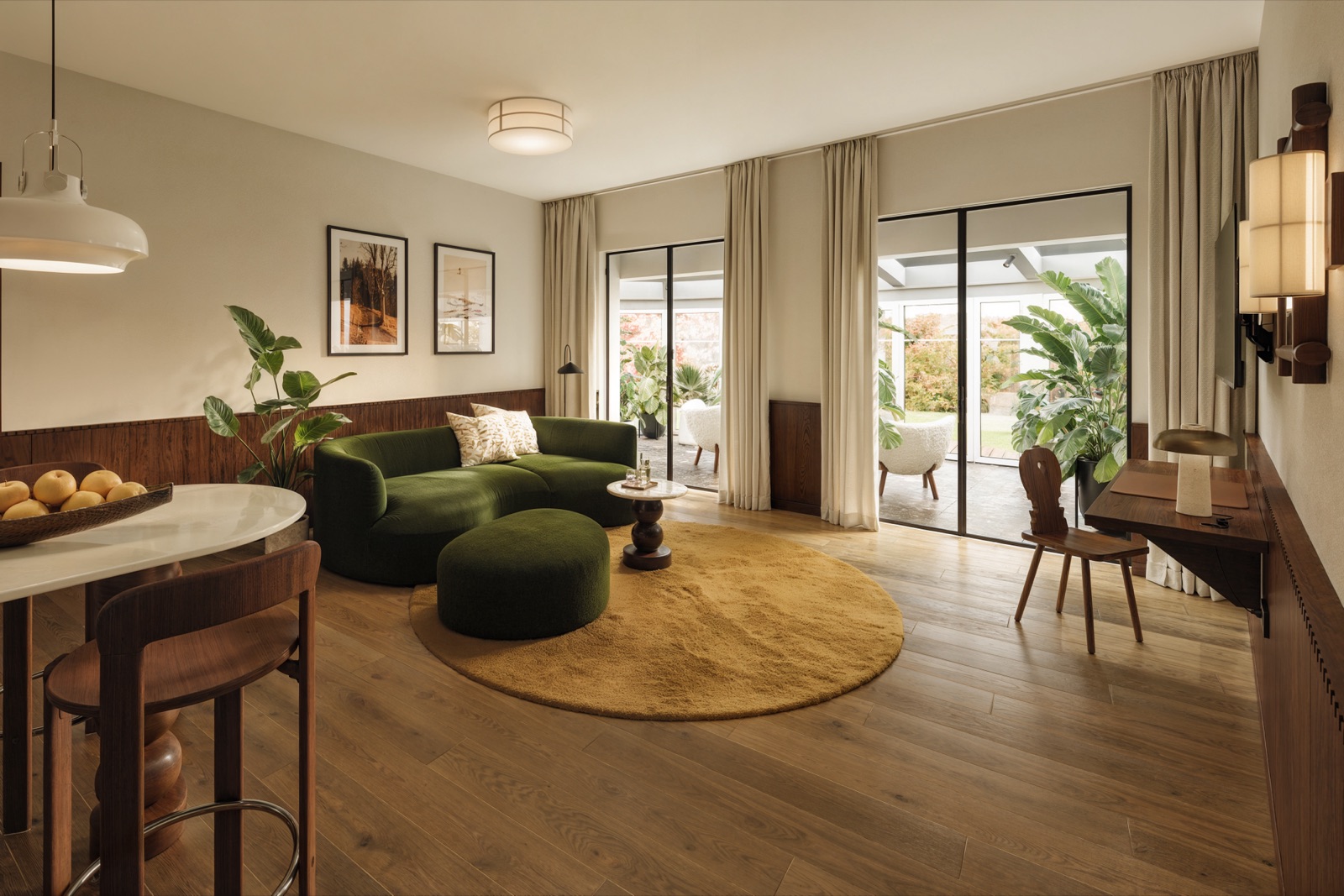Garden suite salon